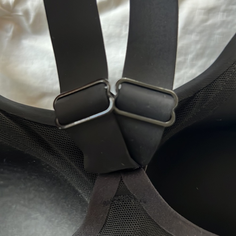 Athleta Size 34C Advance Sports Bra - Picture 7 of 11